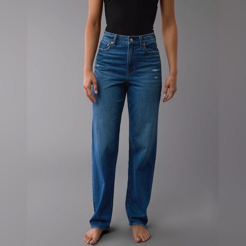 American Eagle AE Strigid Super High-Waisted Baggy Straight Jean